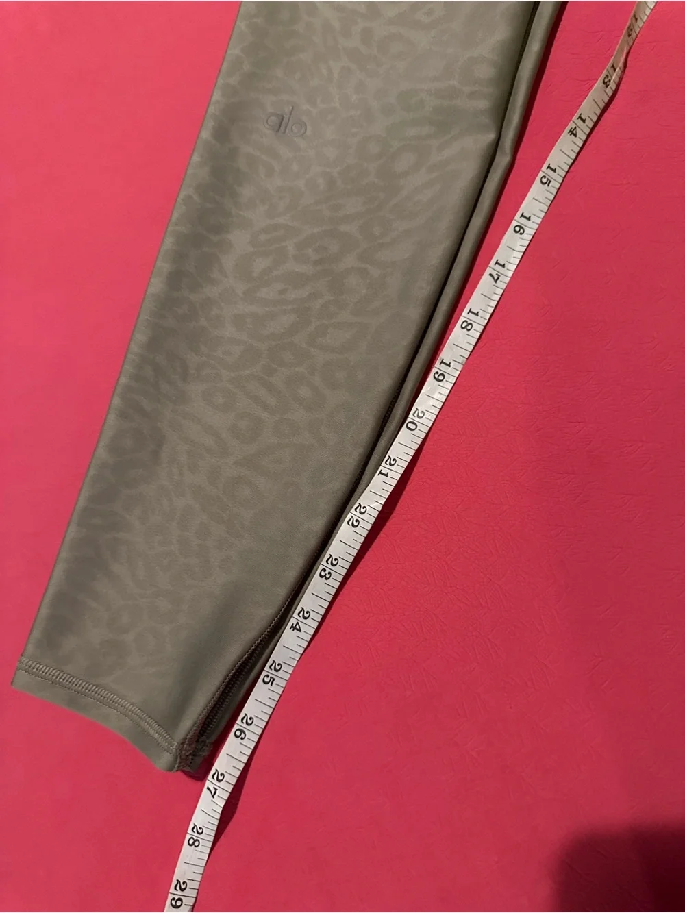$140 ALO Airlift High-Waist Leopard Leggings Tan Animal Print Hi-Rise Size Small